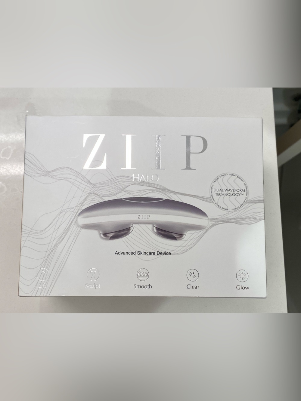 ZIIP HALO
All-In-One Microcurrent Facial Devices - (Excellent condition)
